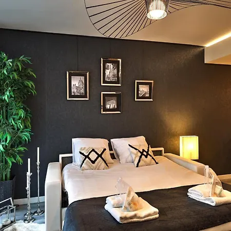 664 Deligny - Superb In Appartement *